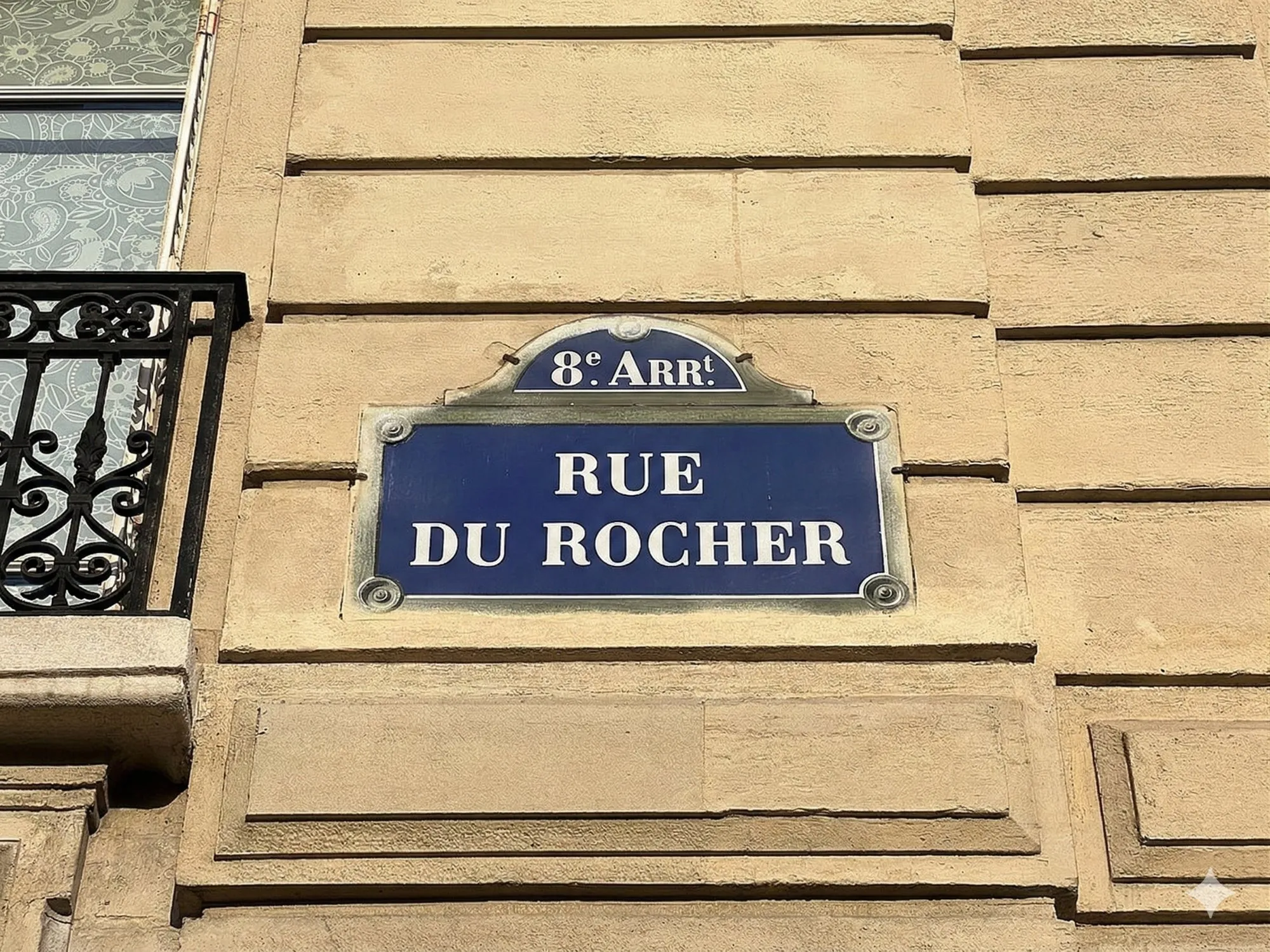 Plaque Rue du Rocher — 8e arrondissement